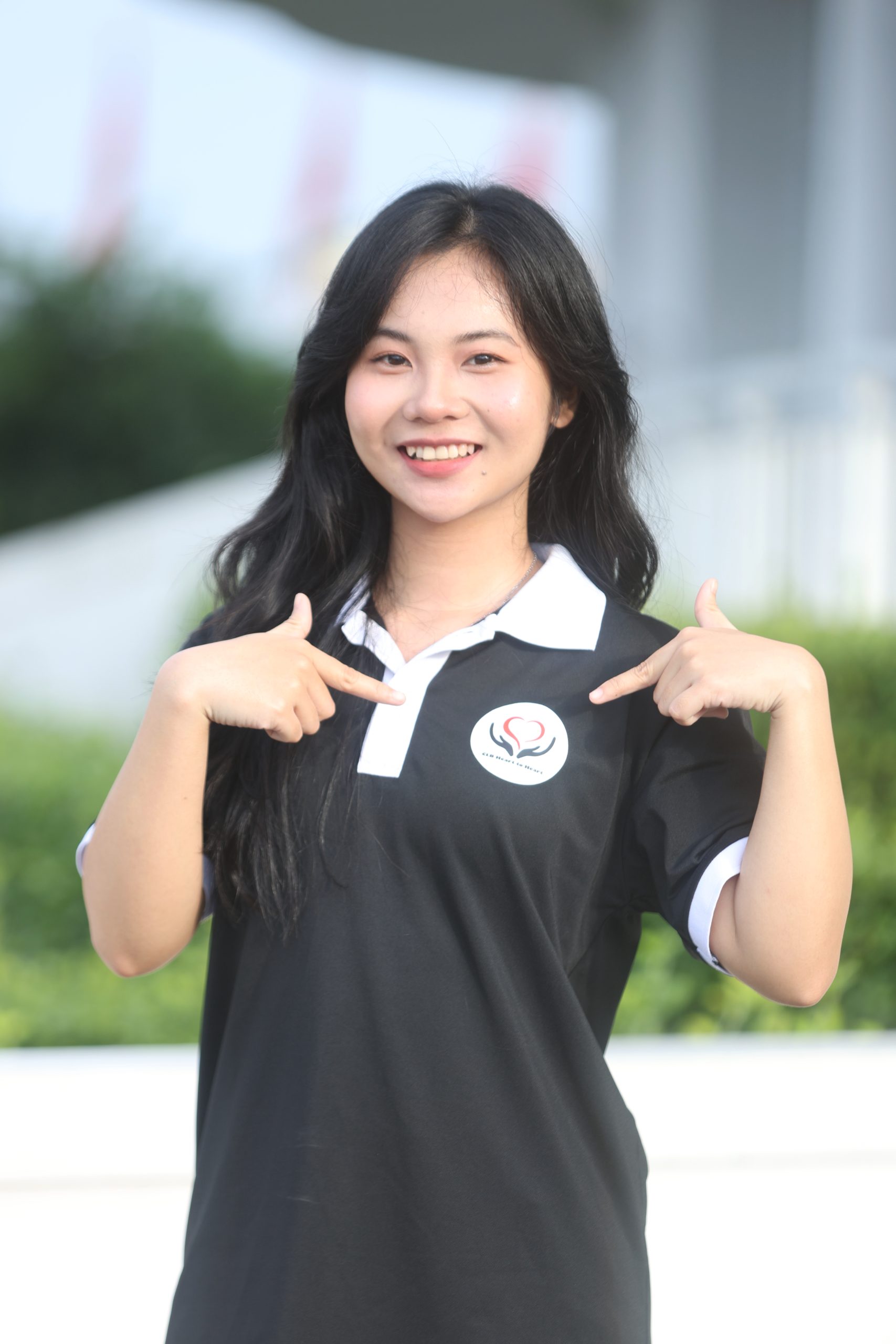 Ảnh 1. Lê Hồng Phương Duy luôn thể hiện tinh thần cống hiến đầy nhiệt huyết thông qua nhiều chương trình ý nghĩa (Ảnh: NVCC)