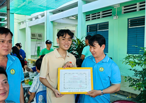 NGUYỄN NGỌC THẠCH – KHI LÒNG NHÂN ÁI VƯỢT QUA GIỚI HẠN BẢN THÂN