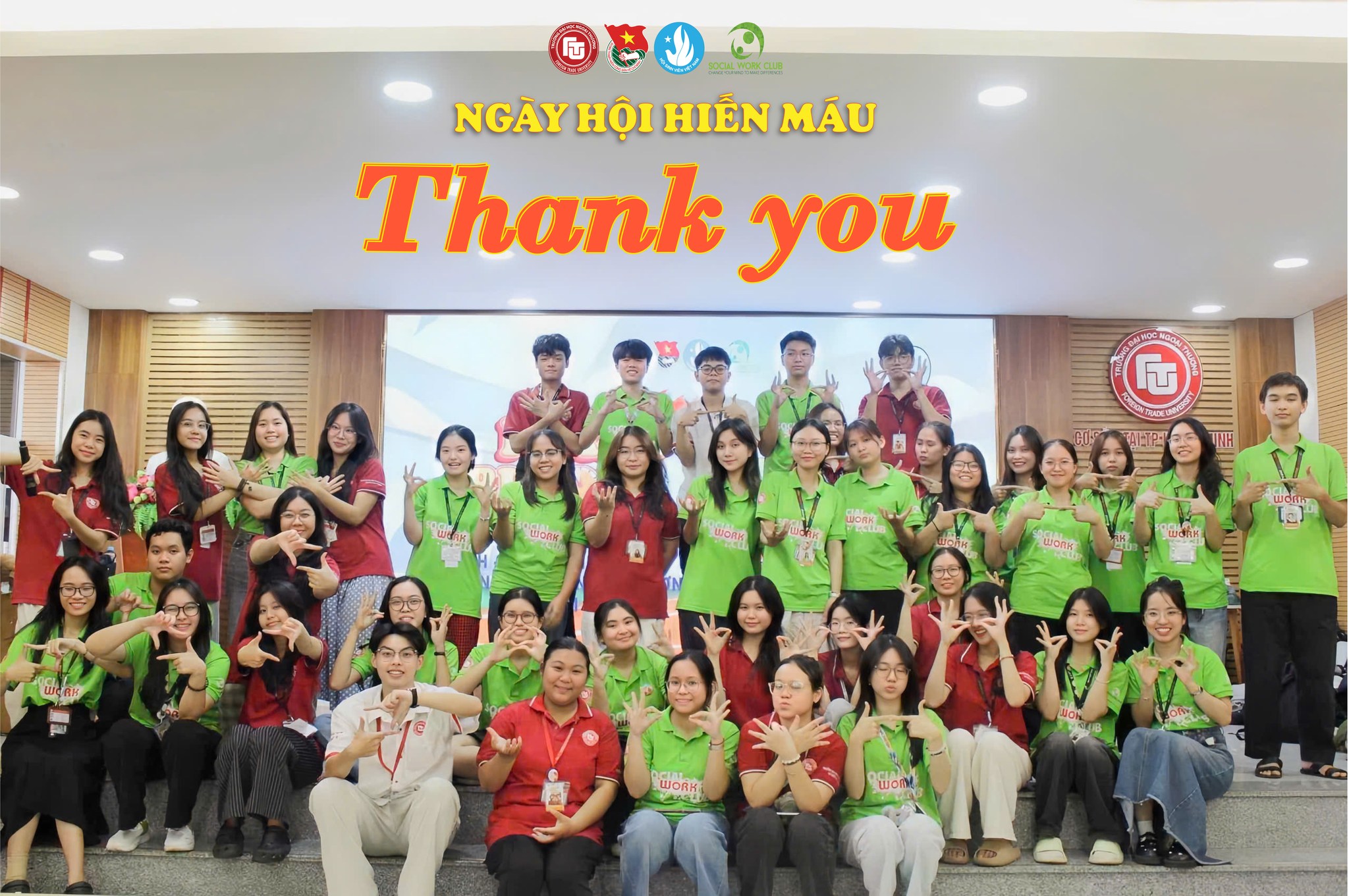 Ảnh 4. Đội Công tác Xã hội Trường Đại học Ngoại thương - Phân hiệu TP.HCM phối hợp cùng Bệnh viện Quân y 175 tổ chức Ngày hội hiến máu “Flash Blood” với thông điệp “Giọt máu là kho báu tình người” (Ảnh: Fanpage Đội Công tác Xã hội Trường Đại học Ngoại thương - Phân hiệu TP.HCM)